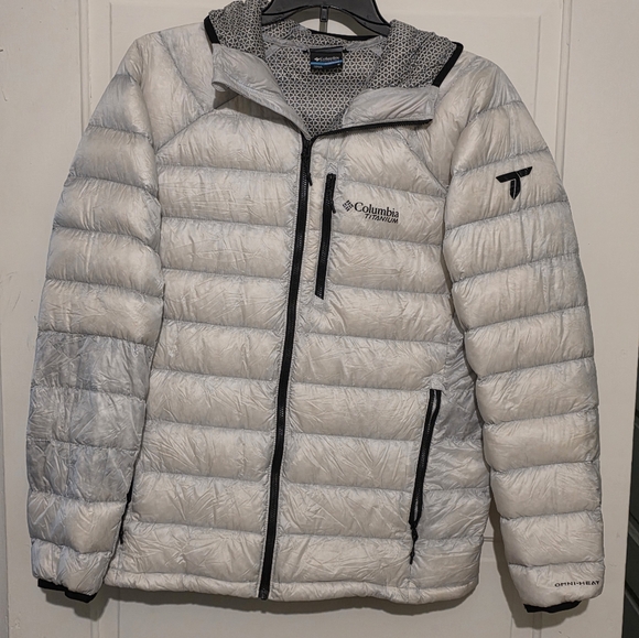 Columbia Arctic Crest Down Hooded Jacket